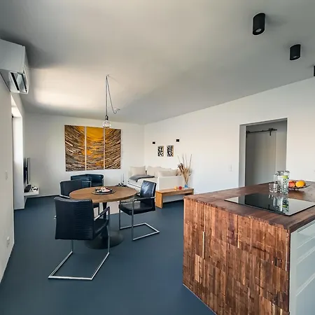 Apartment Kuca Stipo *