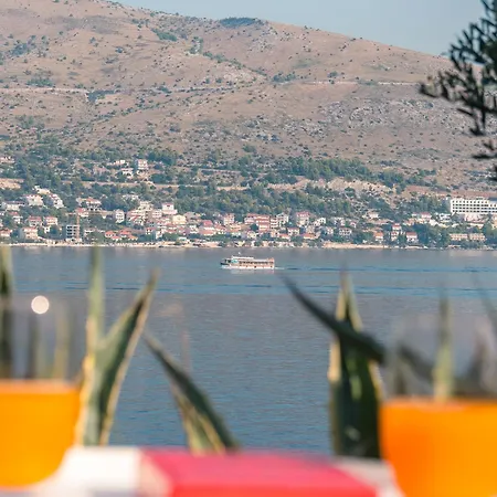 Kuca Stipo Donji Okrug (Ciovo)